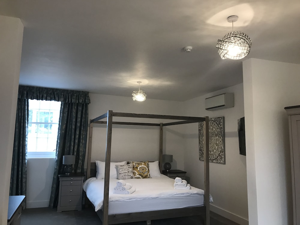 Unique Luxury Escapes