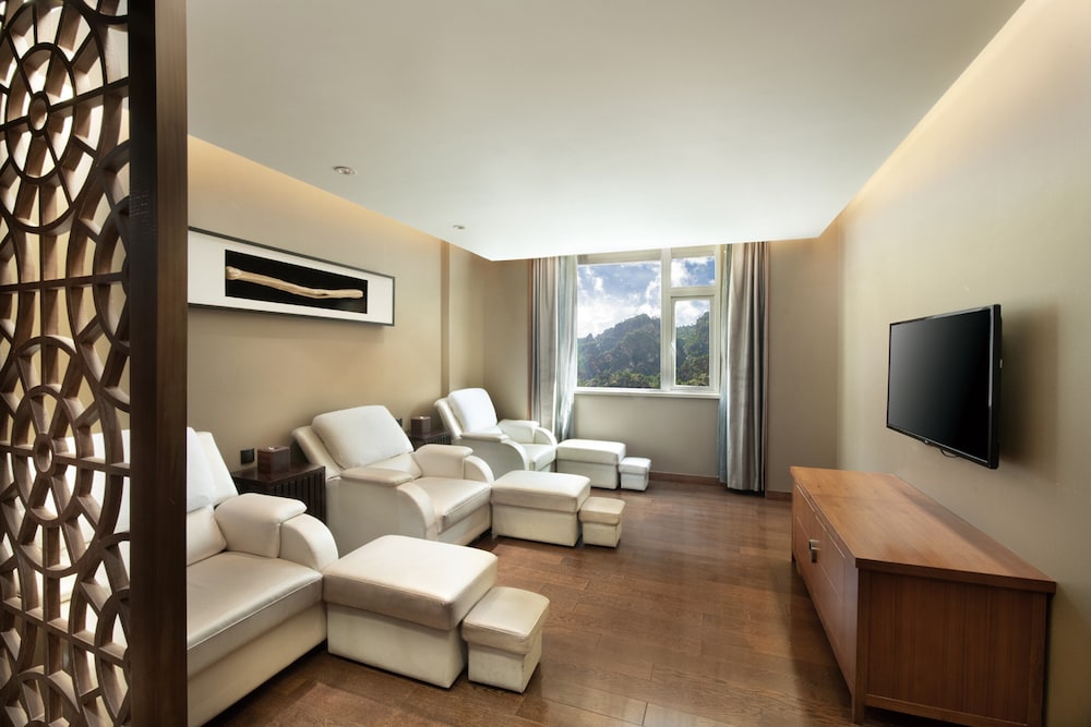 Crowne Plaza Yading by IHG