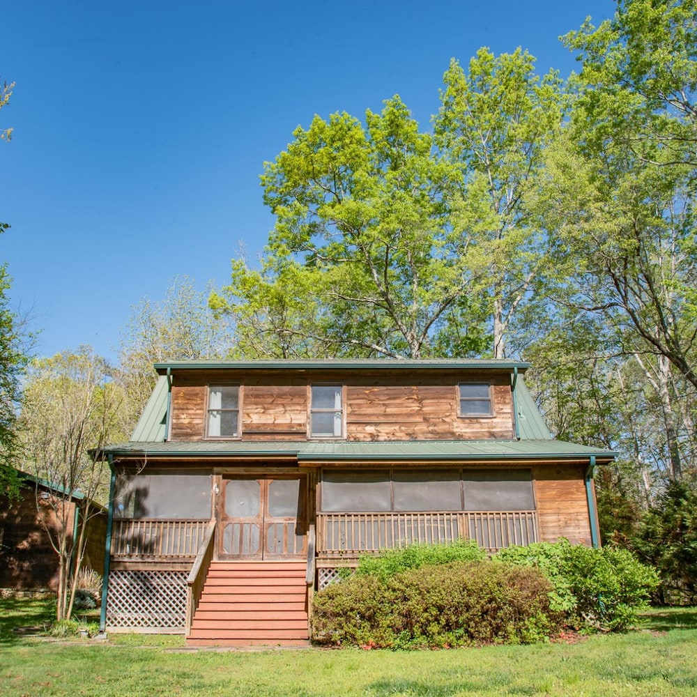 Eagle Lake Cabin Coalmont