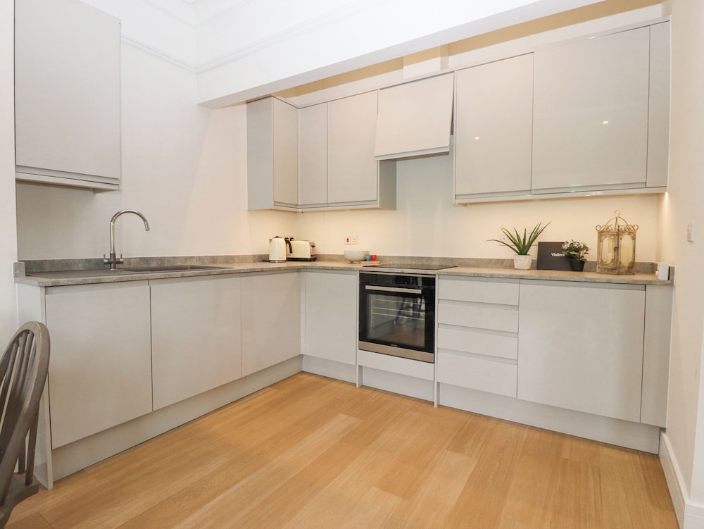 Enbrook View
