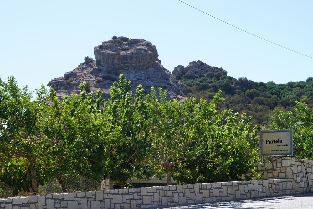 Portela Suites Kastri