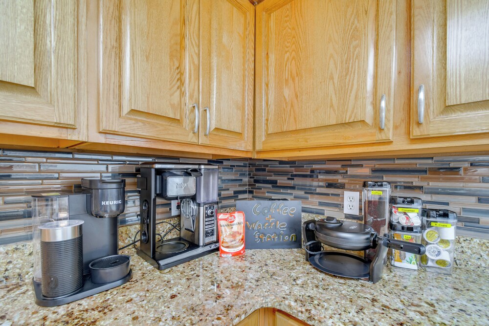 'seagulls Nest' Oceanfront Oasis w/ Pool Access!
