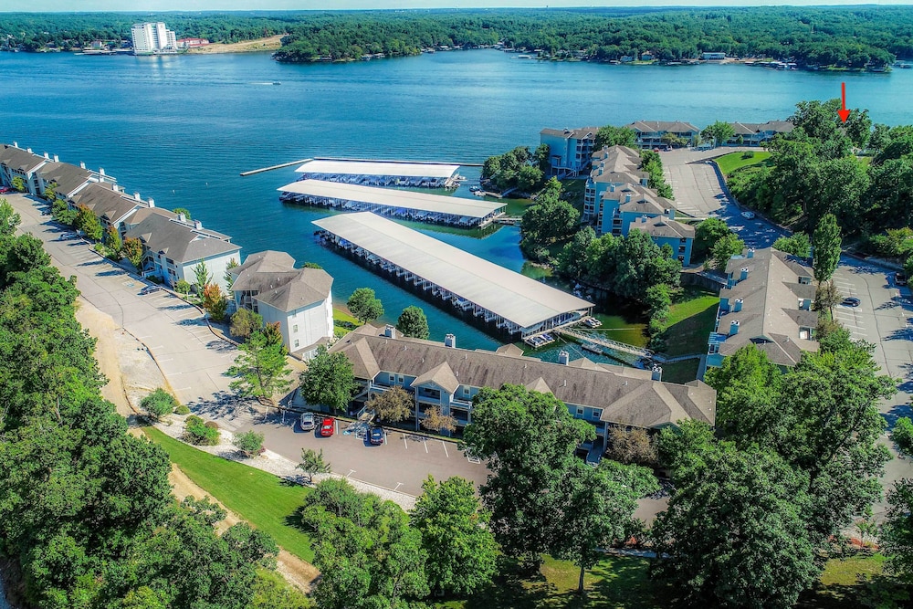 Regatta Bay Condo: Water Views & Pool Access!