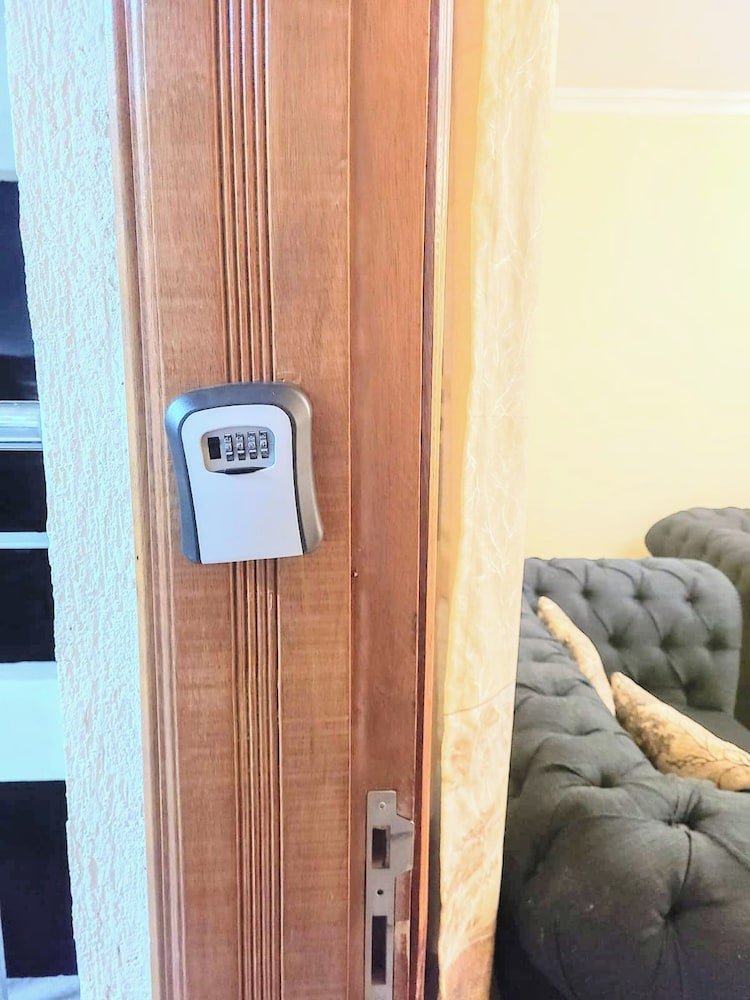 Elegant Urban Hideaway-1 Bedroom Near Kilimani