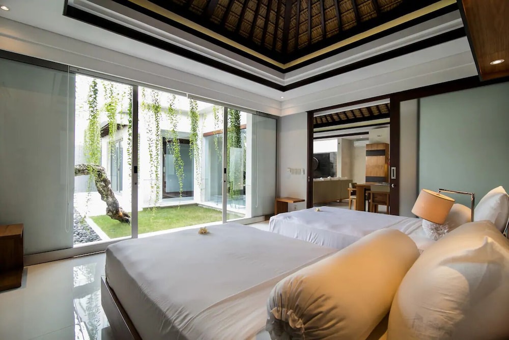 Kedonganan Beach Villas view 5