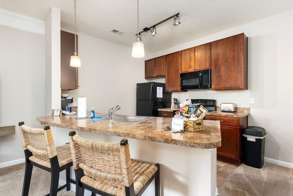 New Albany Hideaway Attached Garage 1st Floor