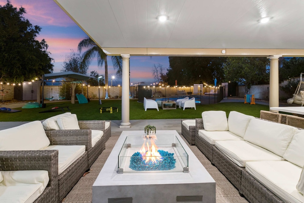 Luxury Pool Home w Theater Games Mountain View