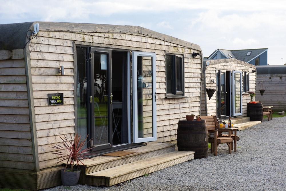 Wheal Rose Lodge