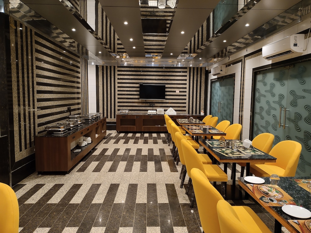 Sapphero Resorts A Unit Of Shri Sai Hospitality