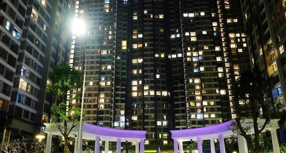 Bayhomes Gardenia Serviced Apartment