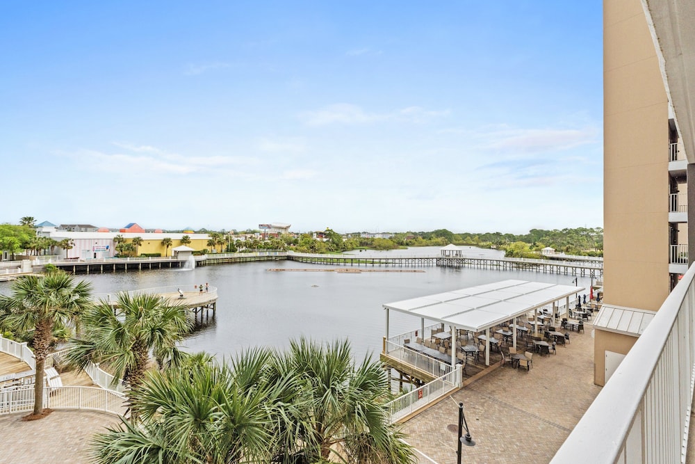 Laketown Wharf by Book That Condo