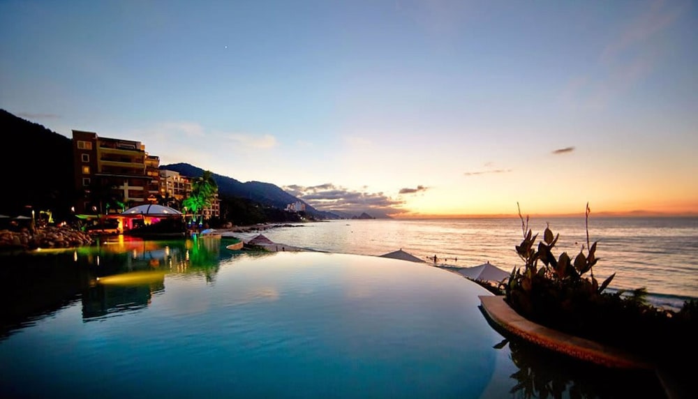 2BD Oceanview Suite Garza Blanca Puerto Vallarta