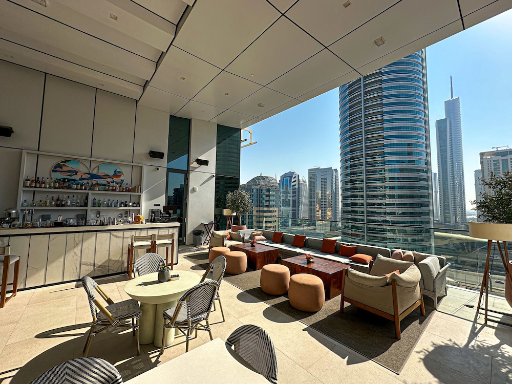 HiGuests - Vida Marina Yacht Club