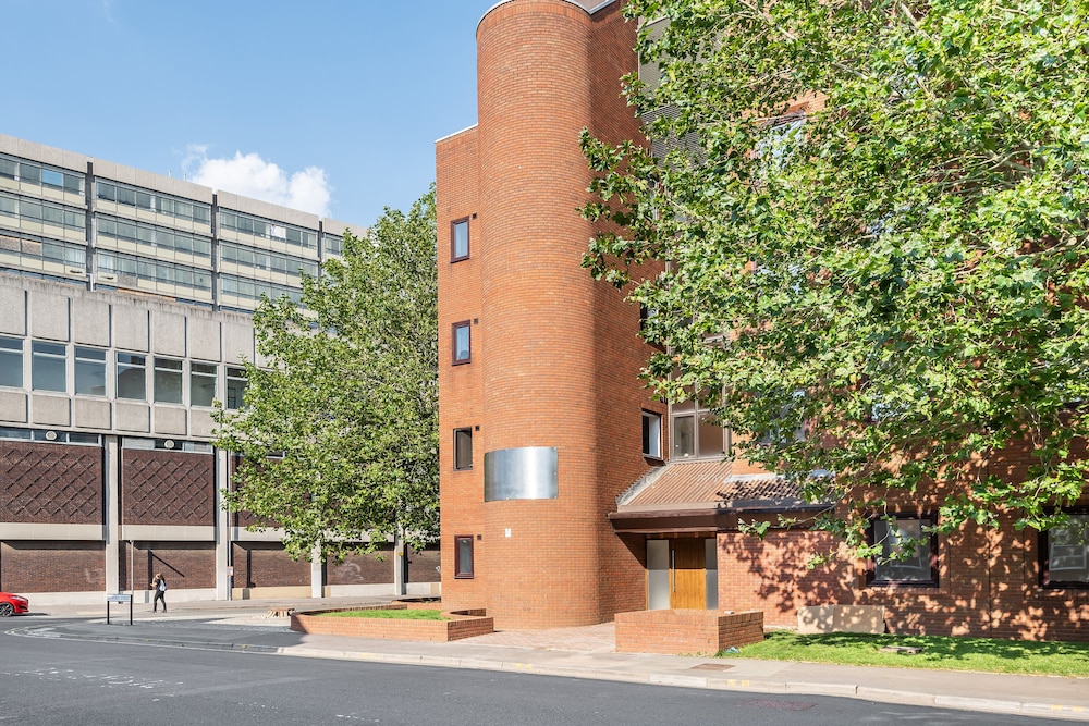 Charles Hope Apartments Swindon view 5
