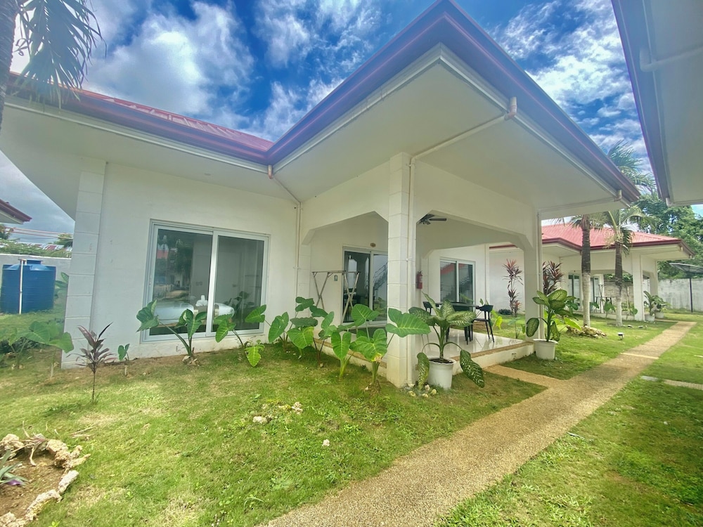 Green Mango Resort