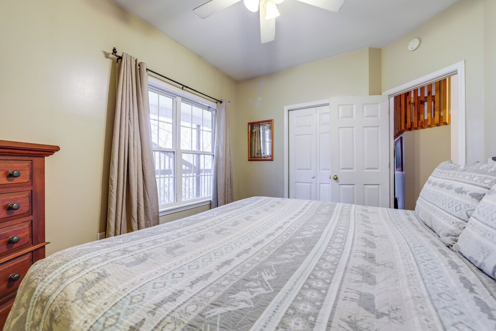 Play & Unwind! Home w/ Hot Tub in Maggie Valley
