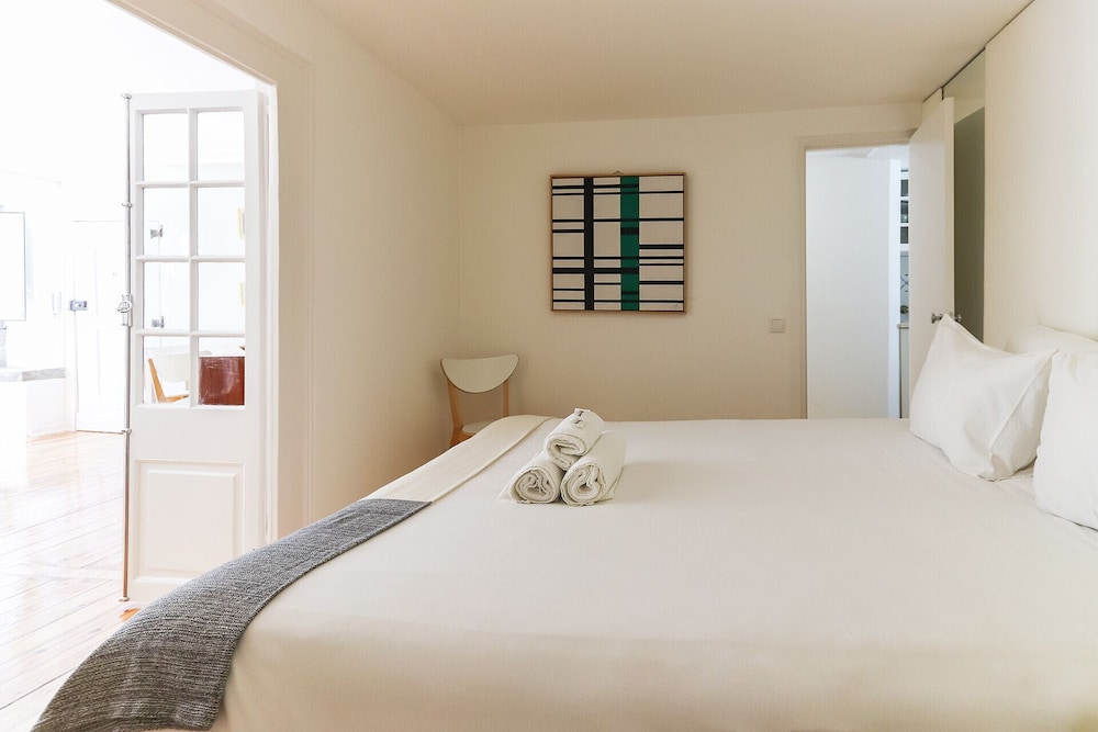 Castelo Premium by Homing view 2