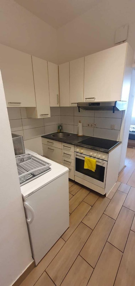 Group Stay 3 Apts Near Enkplatz