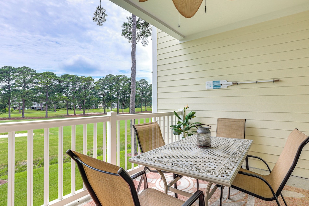 Golf Course Getaway w/ Pool Access in Myrtle Beach