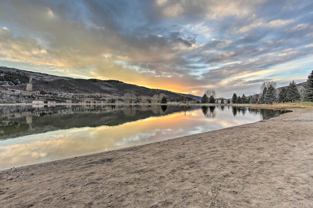 Renovated Avon Condo 5 Mins to Beaver Creek Resort - Property Image 2