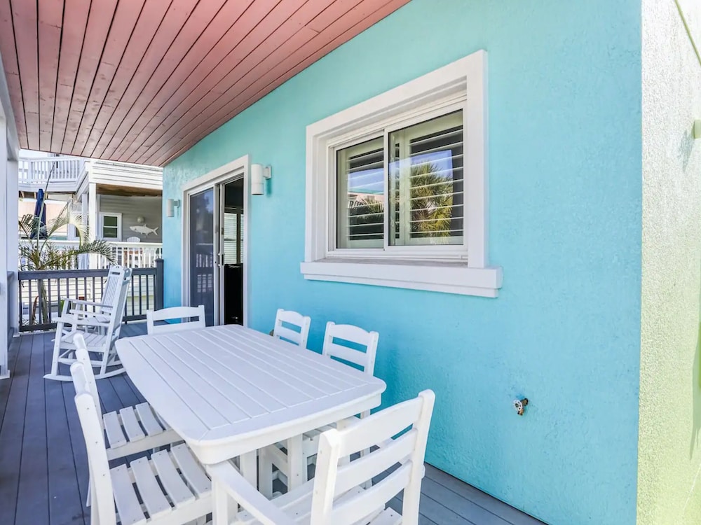 Sunshine Lane by Distinctive Beach Rentals view 4