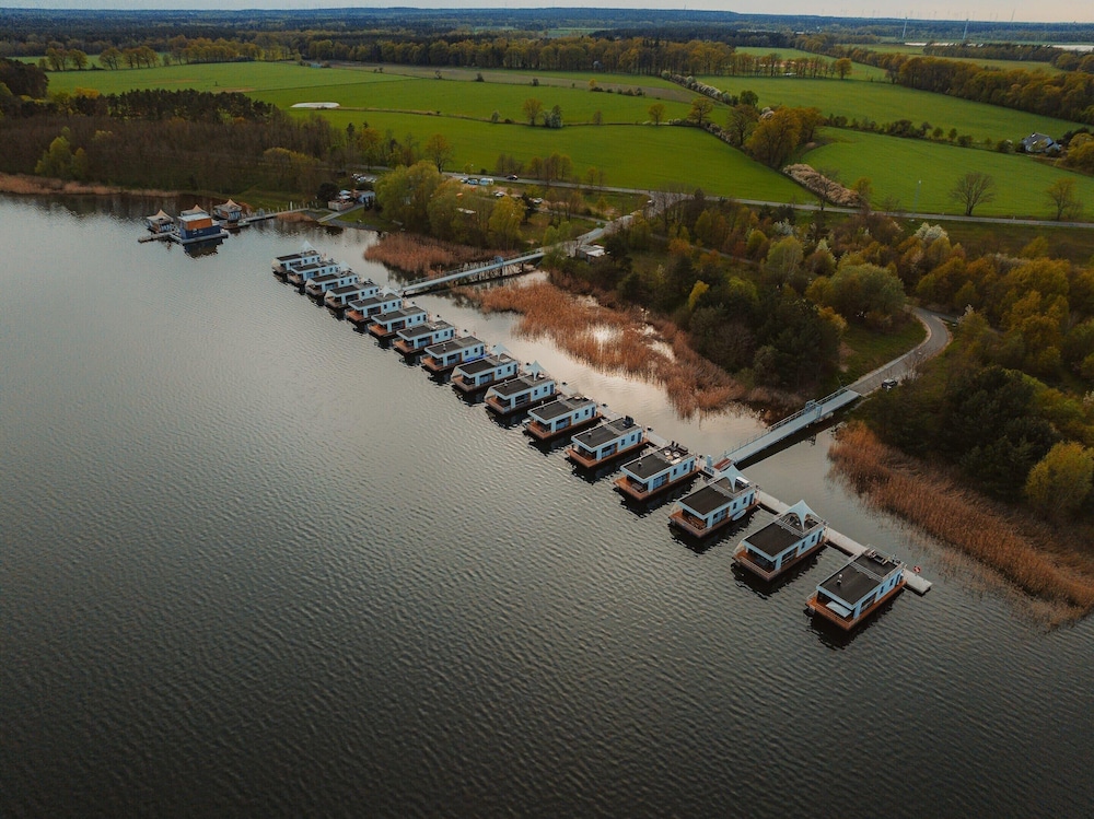Hausboot am Grabendorfer See
