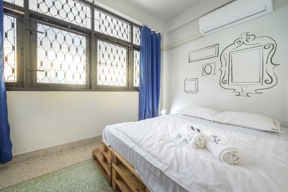 Sloth Hostel
