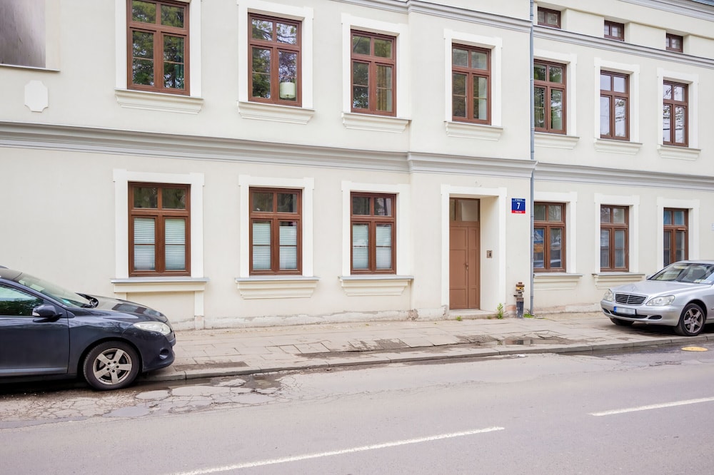 Apartament Pełen Barw by Renters view 2