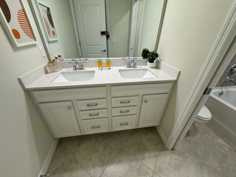 Family Friendly 5Bd Near Disney Windsor Cay 16136