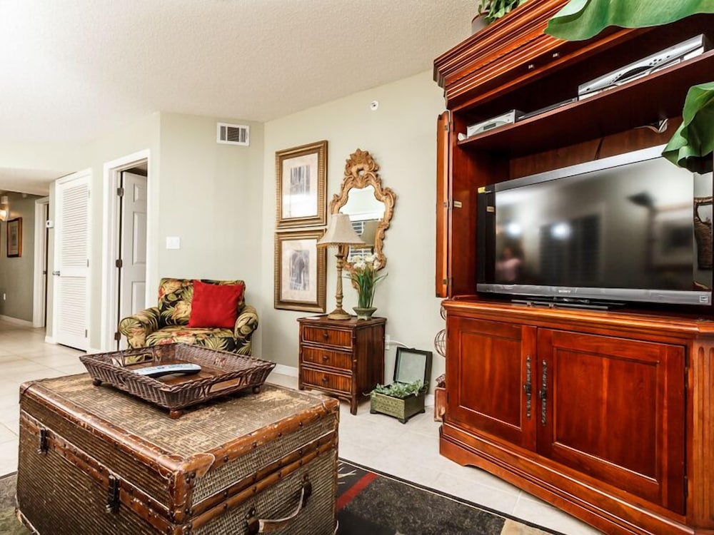 Summerlin 305 by Brooks and Shorey Resorts