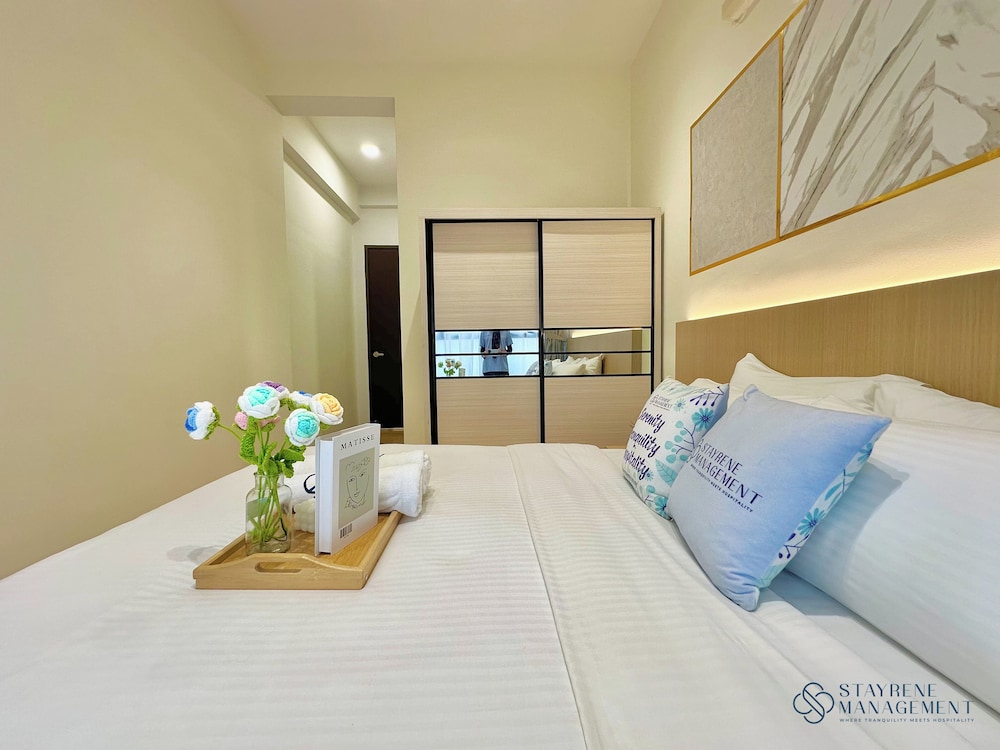 Country Garden Danga Bay Sea View Homestay by Stayrene