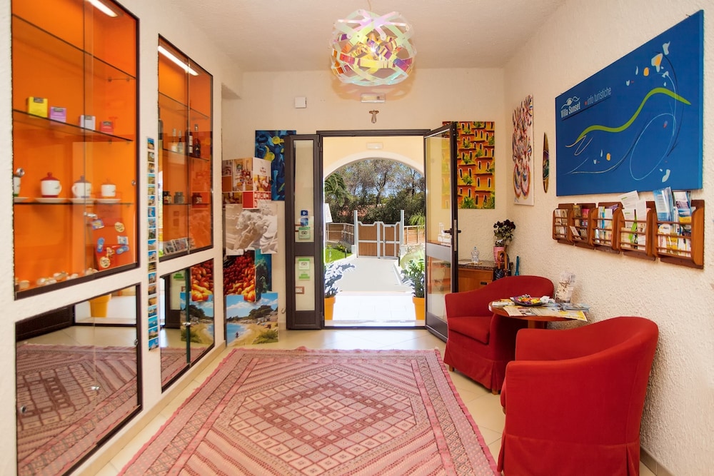 Villa Sunset Bed & Breakfast photo 4