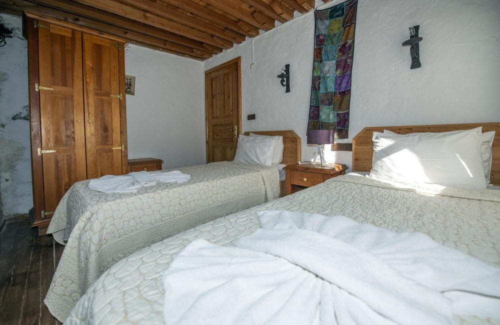 Peaceful Villa With Private Pool and Garden in Fethiye view 3