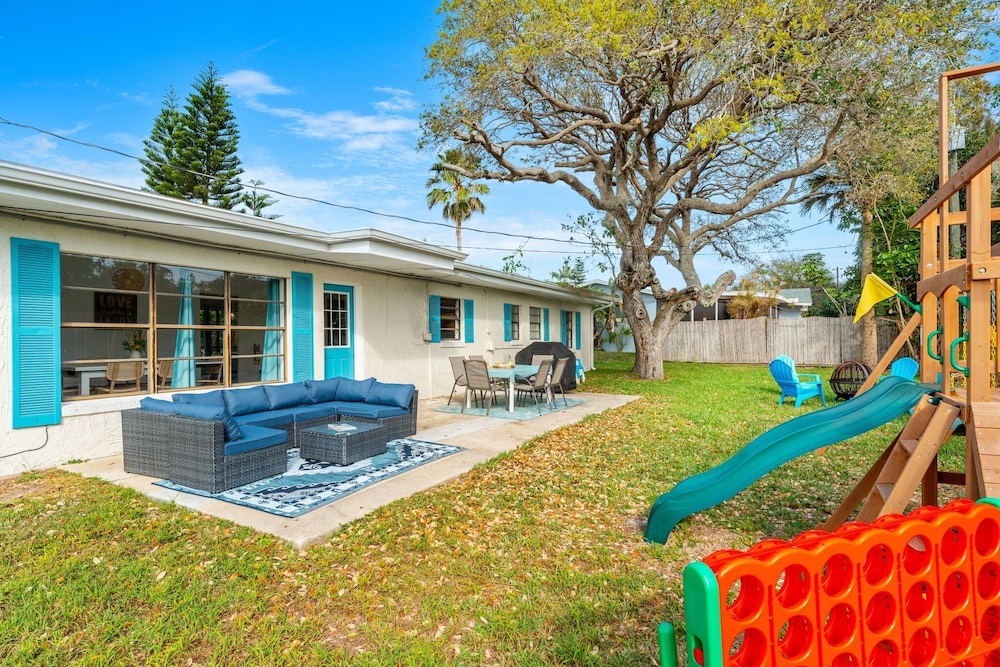112 Surf Drive