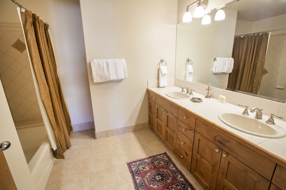 WestWall Lodge - Property Image 126