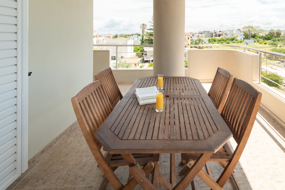 Amazon Apartment view 4