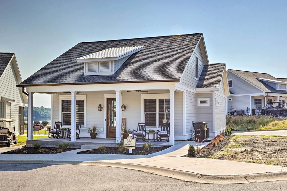 Stunning Lakefront Retreat w/ Dock Access! view 5