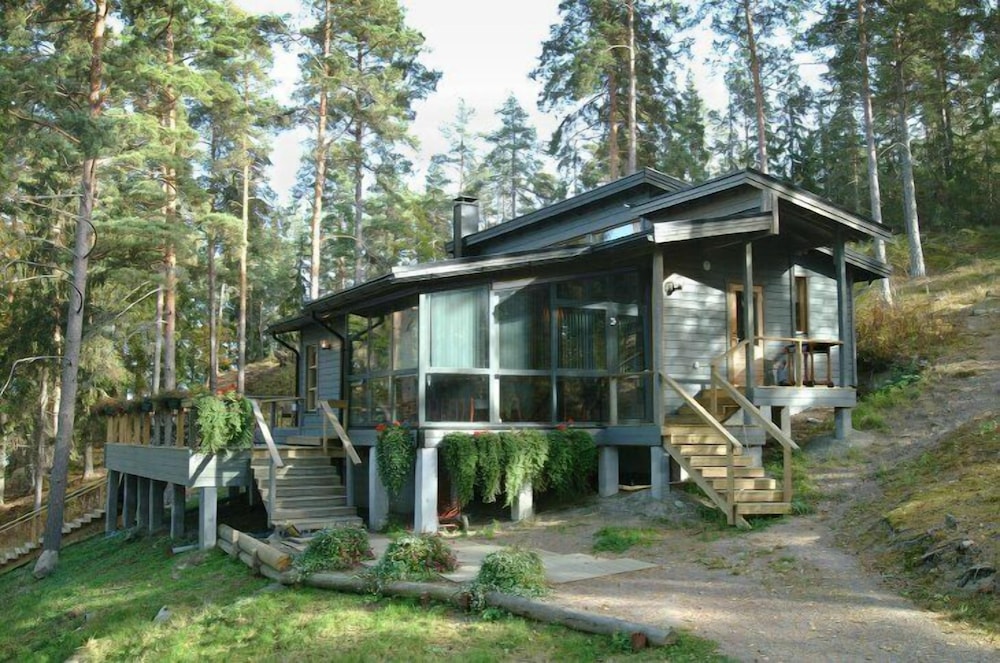 Äijälän Rusti Paratiisisaari