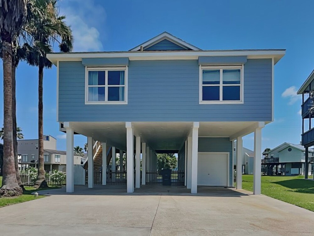 Papa's Paradise by Ryson Vacation Rentals