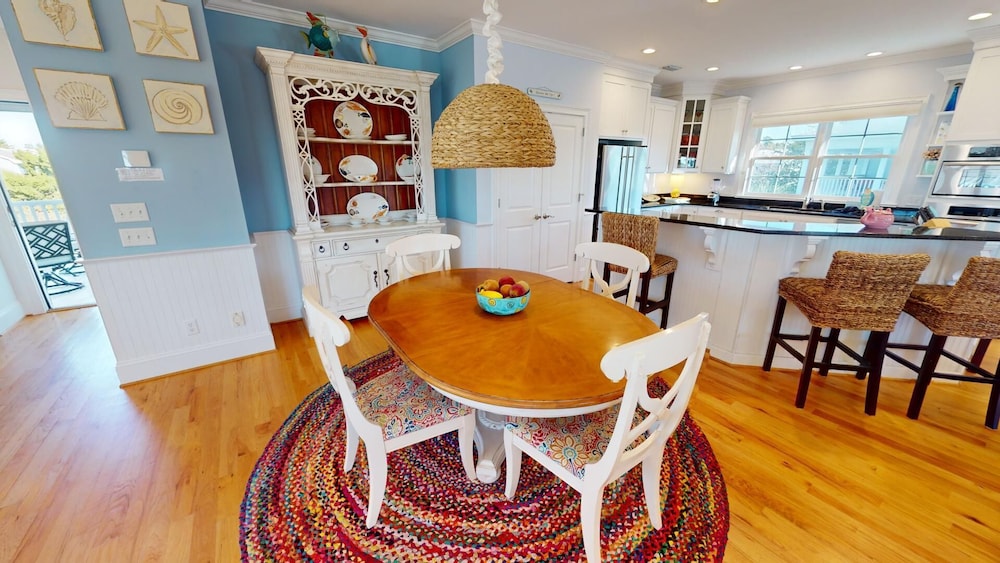 Mimi's Mermaid's & Memories by Tybee Vacation Rentals