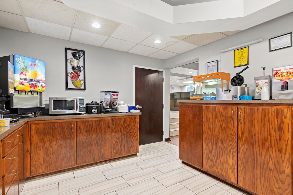 Days Inn by Wyndham Goodlettsville/Nashville - Property Image 12