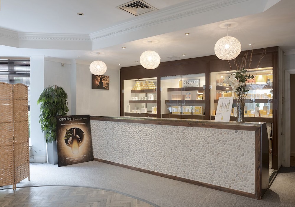 Farnham Vacations - The Hog's Back Hotel  Spa Farnham - Property Image 10