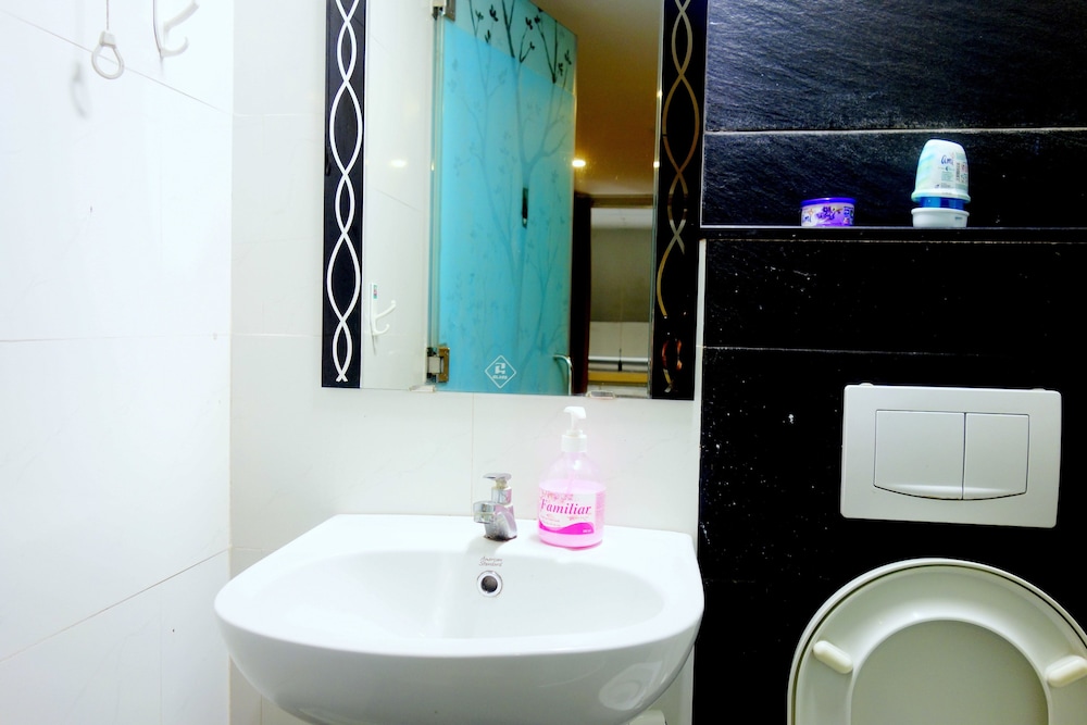 Wanderlust Saigon Hostel