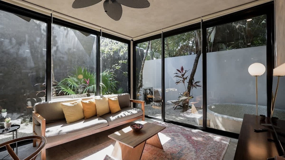 Amazing 3-story Townhouse With Pool in Aldea Zama