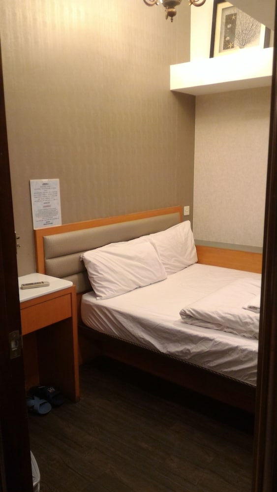 Rai Lei Hostel