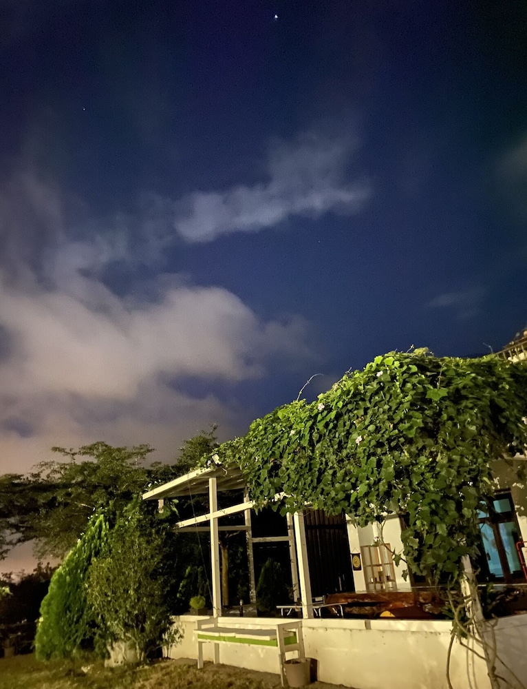 Liwuzuocun Homestay
