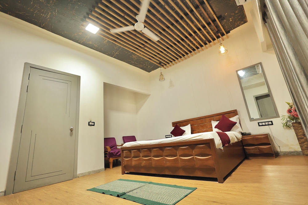 OnlyStay BeHappy Boutique House