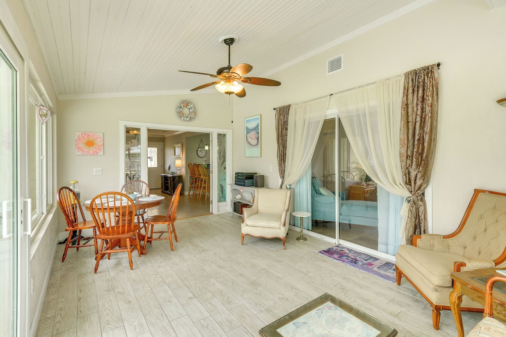 Swim, Fish & Walk to Shore: Ormond Beach Home!
