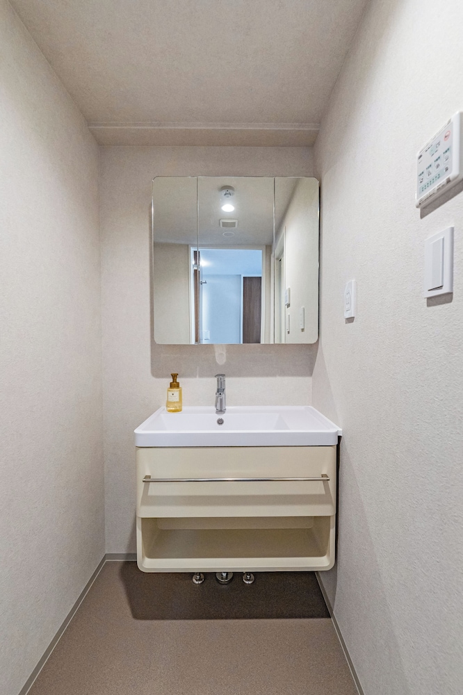 Apartment Hotel 11 Kuromon 4