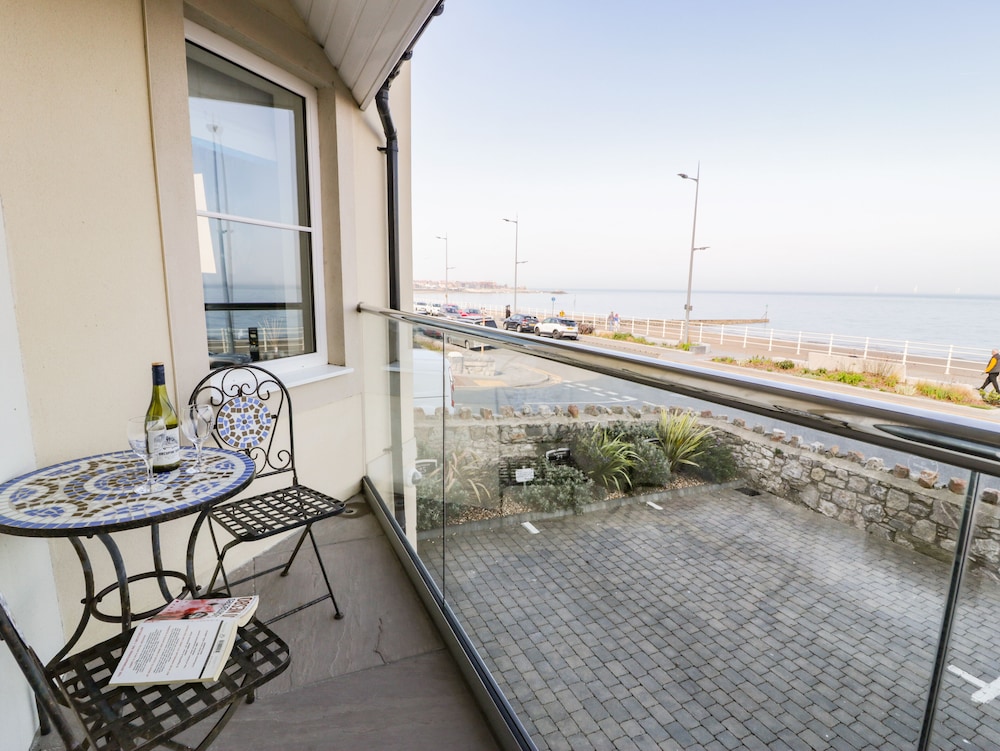 Ocean View Apartment